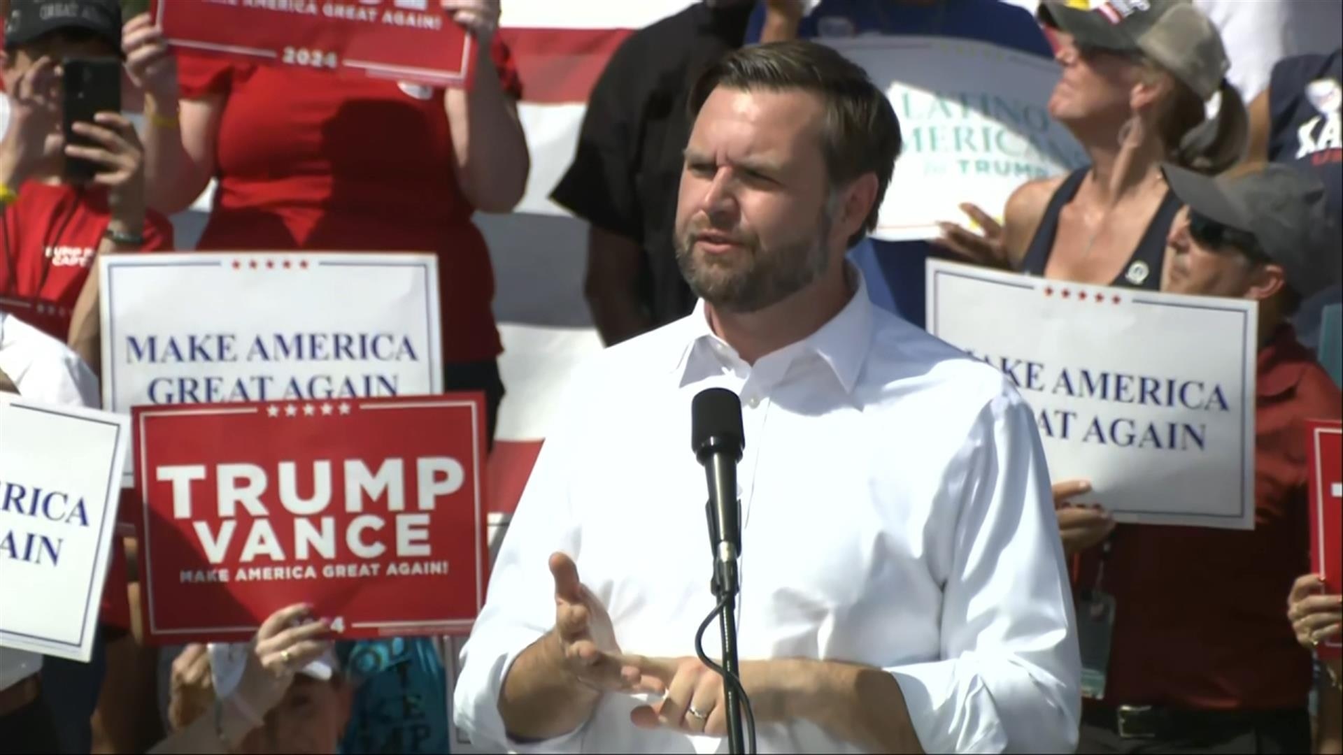 JD Vance: Tucson, AZ