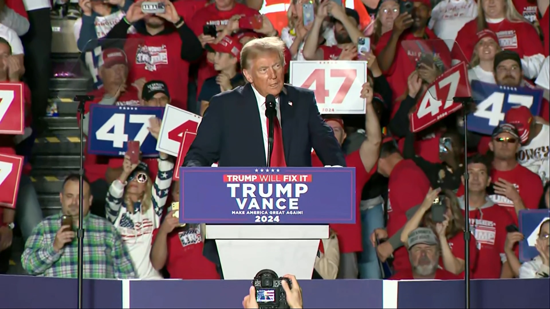 Donald Trump: Warren, MI