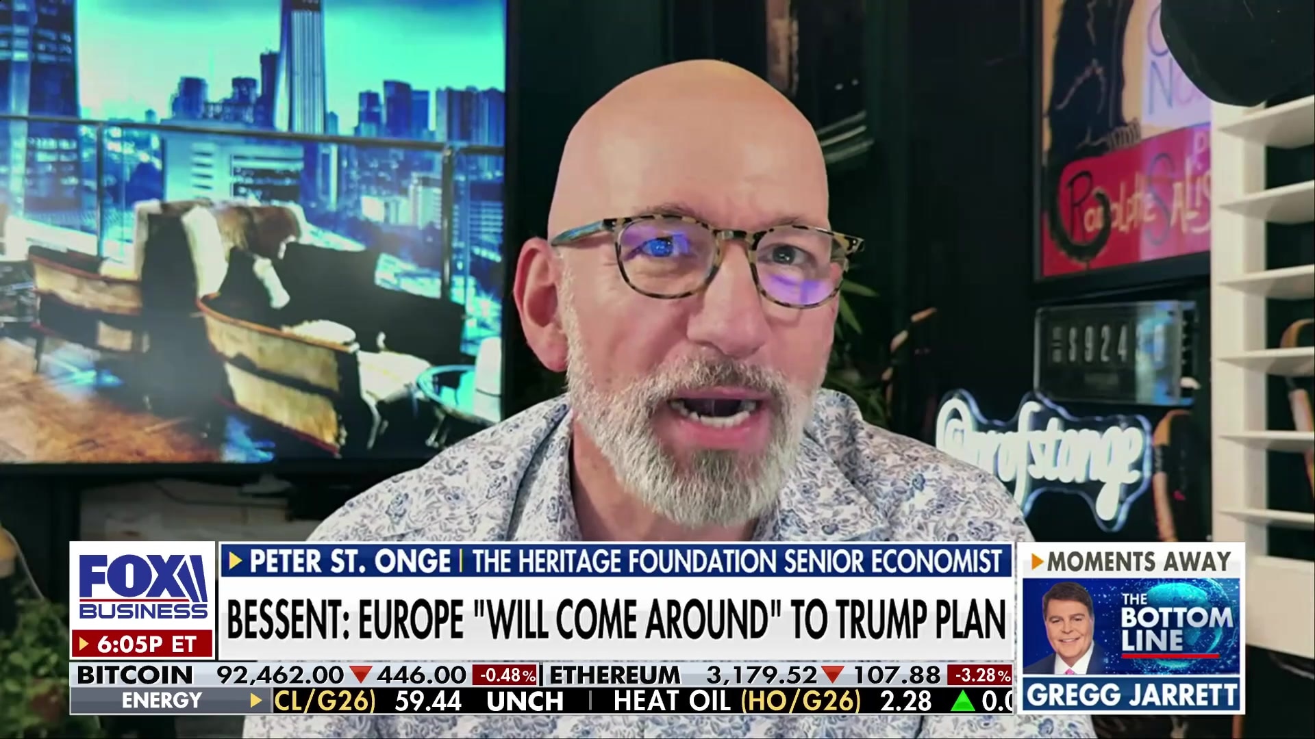 Peter St. Onge compares Europe to a "kid who can't fight" regarding Greenland