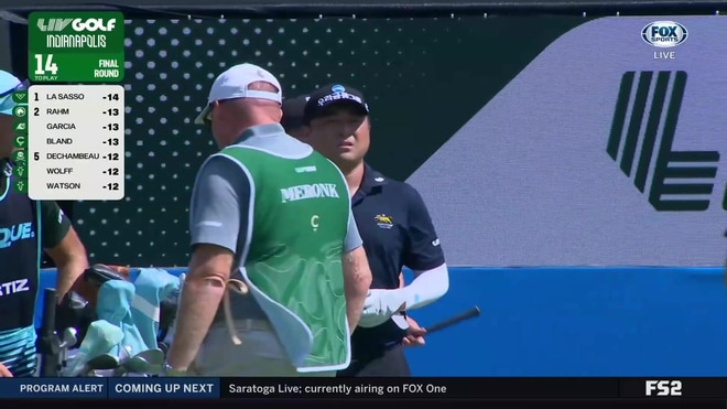 Jon Rahm sinks clutch birdie putt to tie for the LIV Golf Indianapolis lead