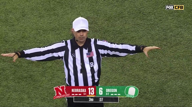 Anthony Colandrea scrambles for a six-yard touchdown