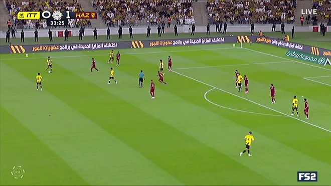 Steven Bergwijn scores to level the match at 1-1