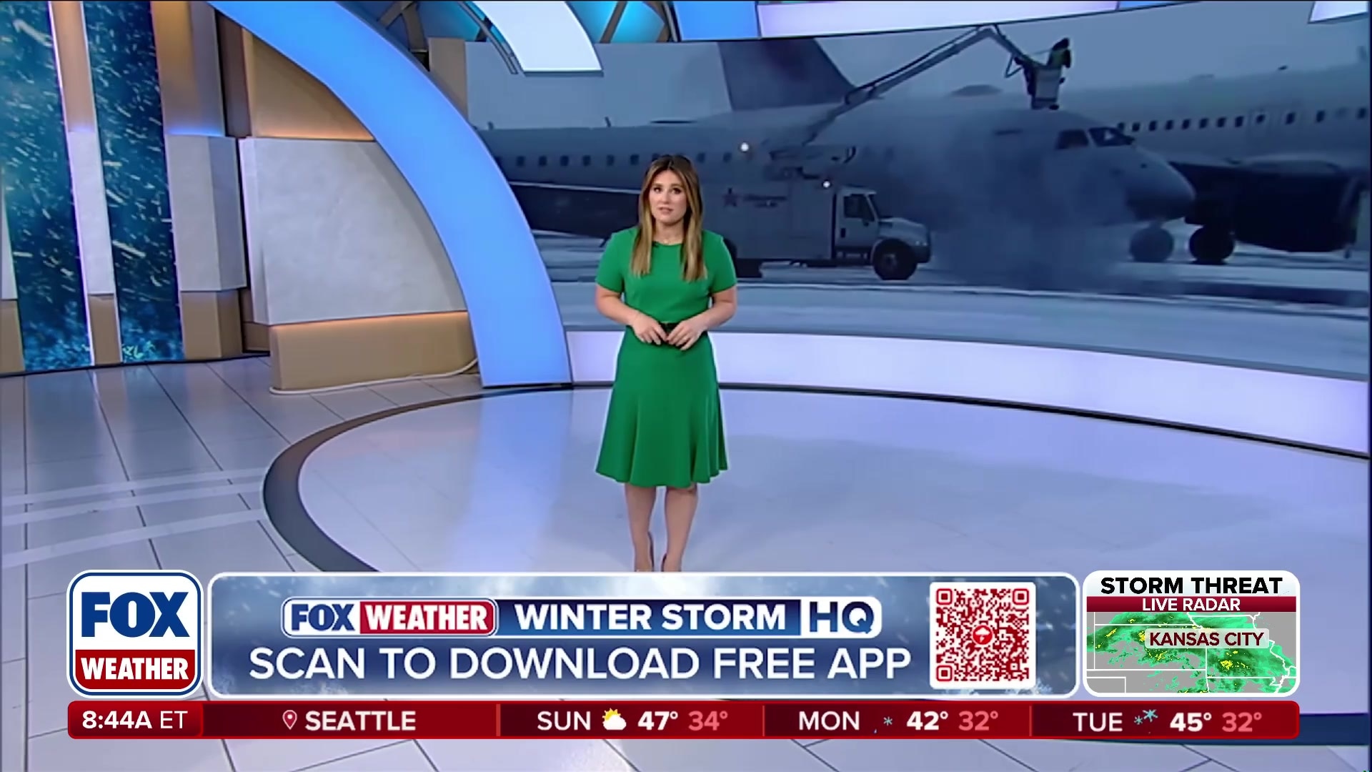 Why airplane de-icing is crucial for safe winter travel
