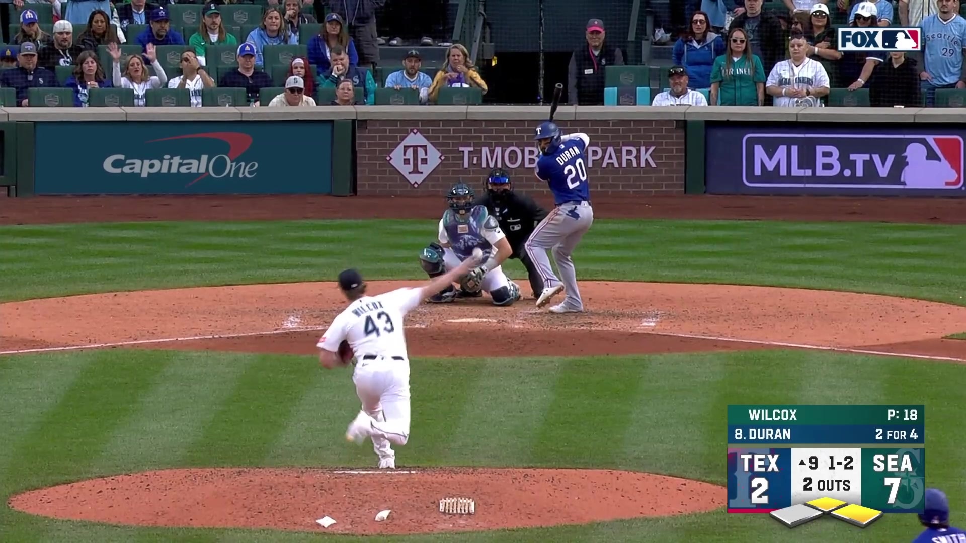 Ezequiel Duran doubles to left field, scoring Josh Smith