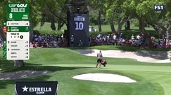 Sergio Garcia drains key par putt on Hole 10