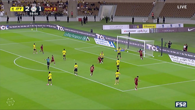 Sofiane Bendebka scores to level the match at 2-2