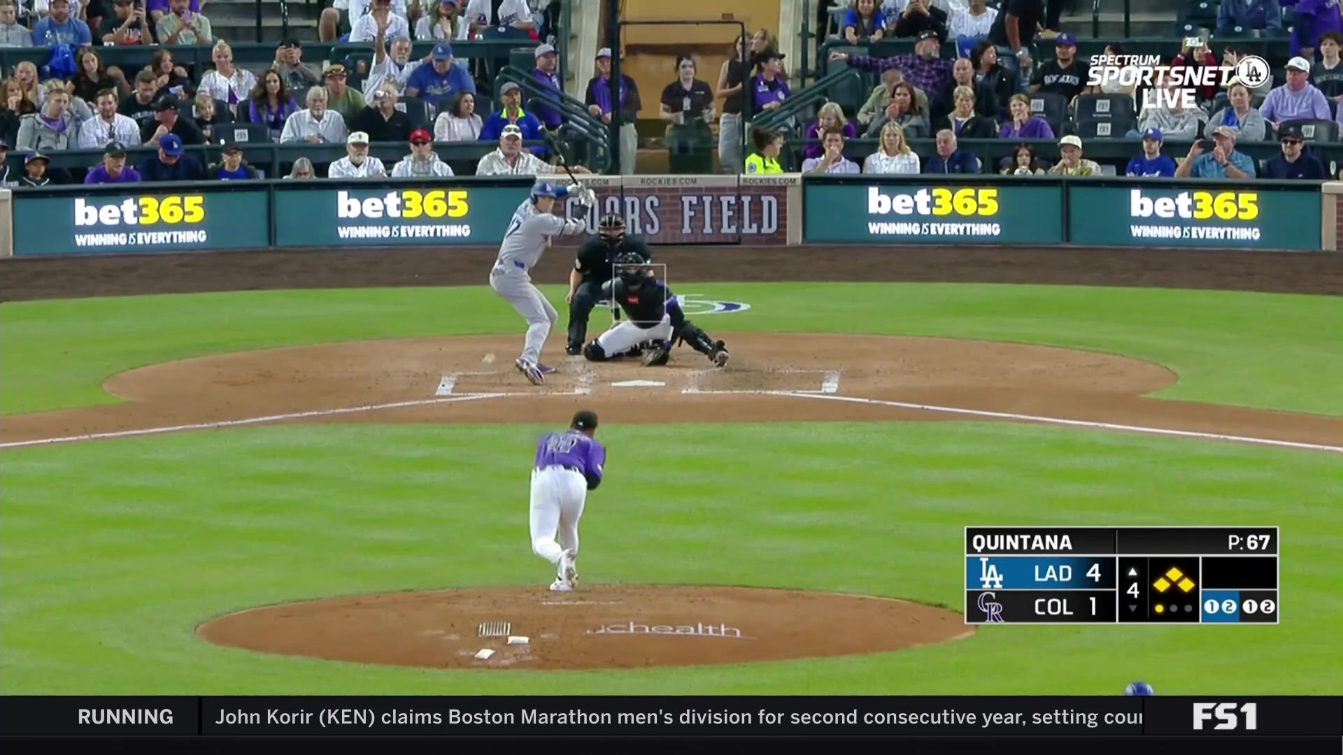 Ohtani extends on-base streak to 52; Pitcher balks