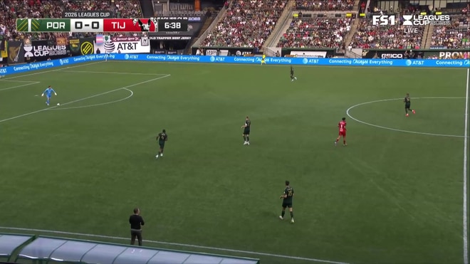 Tijuana goalkeeper denies Portland Timbers' opening attack