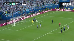 Vozinha denies Lionel Messi from close range