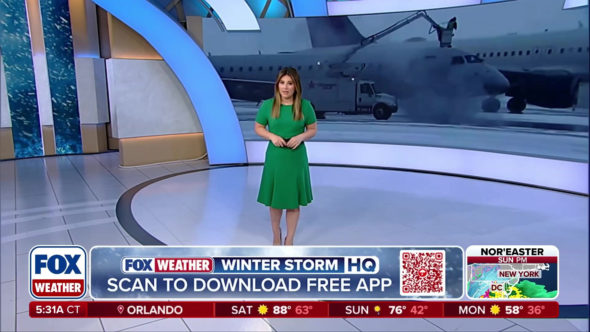 Understanding the airplane de-icing process