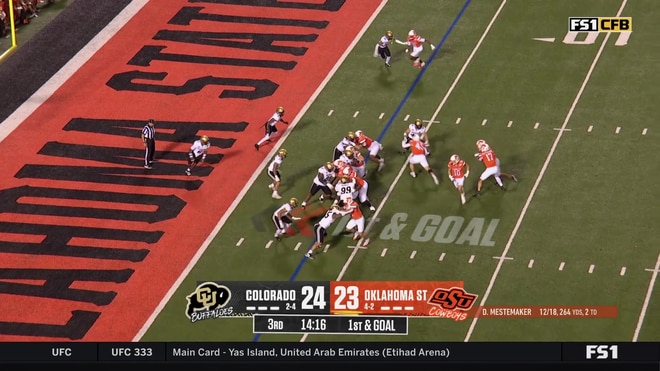 Drew Mestemaker throws a 3-yard touchdown pass to Enai White