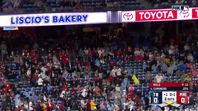 Junior Caminero crushes a two-run home run to left-center
