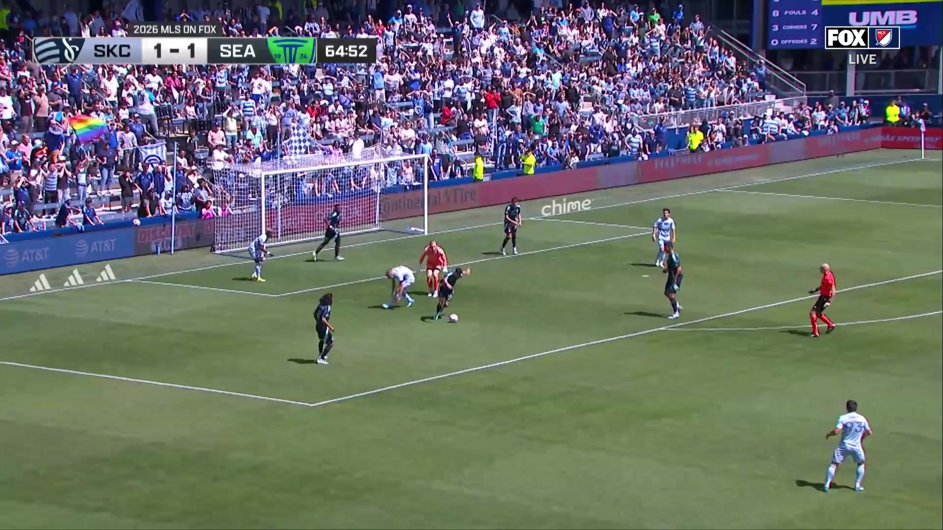 Andrew Thomas denies Sporting KC with a stellar save