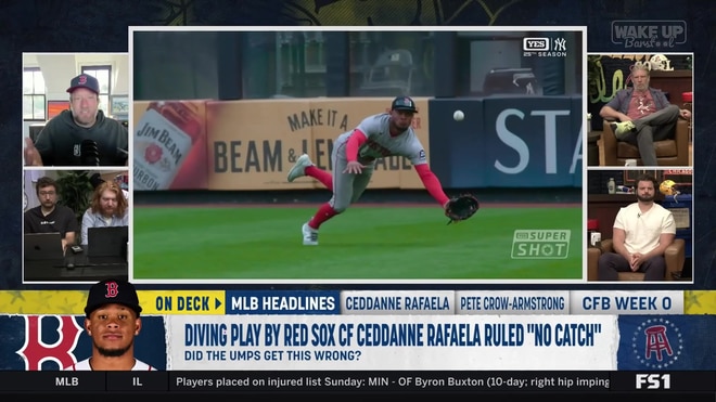Dave Portnoy protests Red Sox loss after controversial 'no catch' call