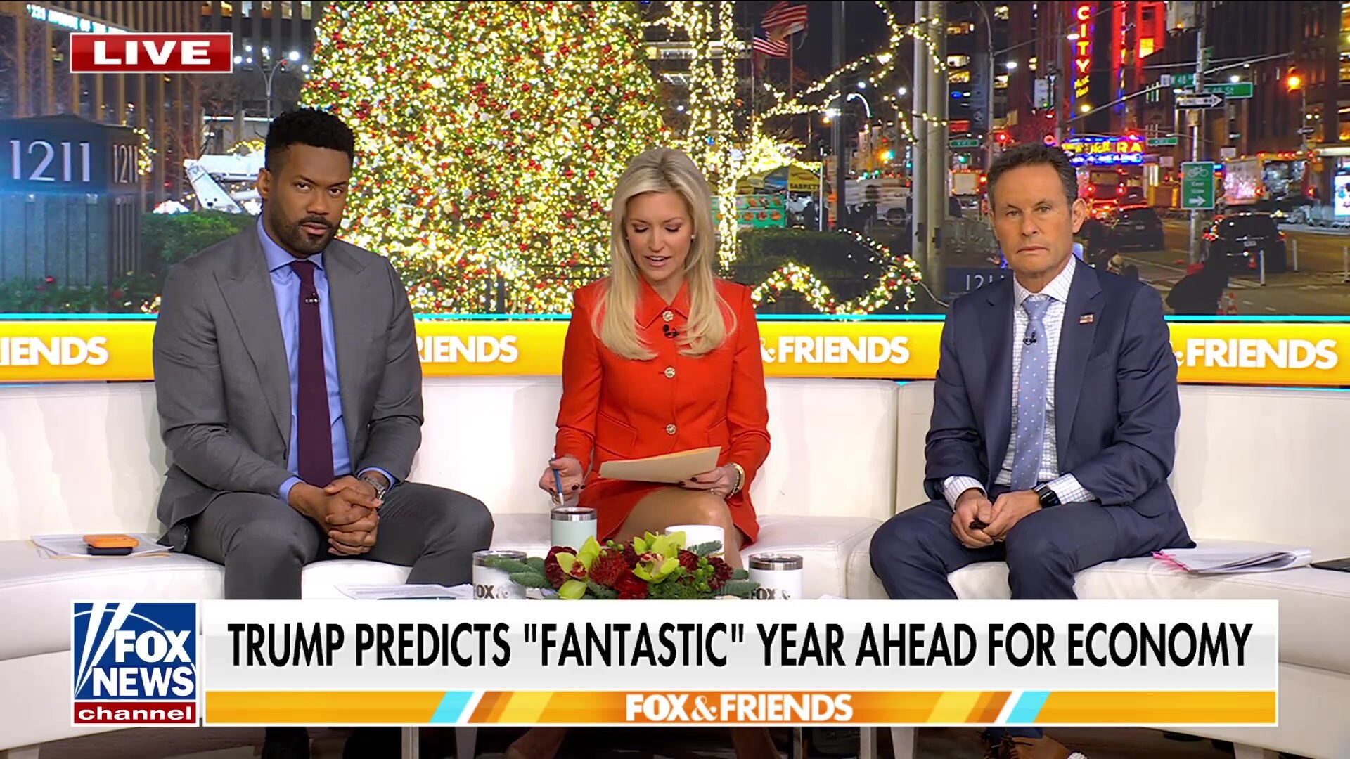 Trump predicts "fantastic" economic year ahead with investments passing $20 trillion