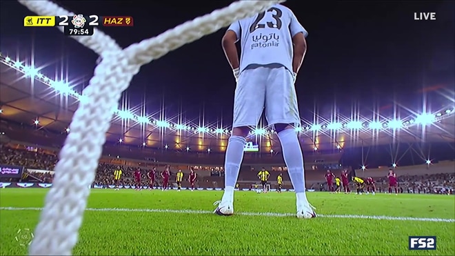 Steven Bergwijn converts penalty to put Al-Ittihad ahead