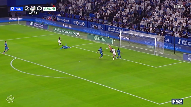 Wenderson Galeno's shot on target is saved by the goalkeeper