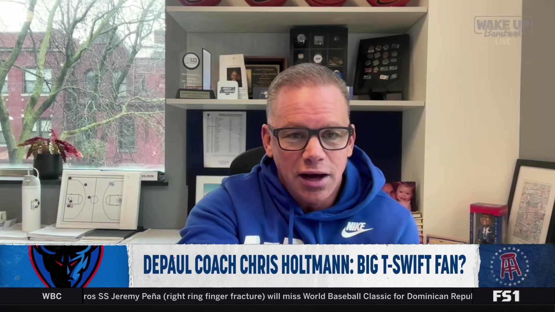 DePaul coach Chris Holtmann's first Taylor Swift concert