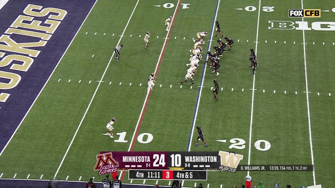 Demond Williams Jr. connects with Baron Naone for a 15-yard touchdown