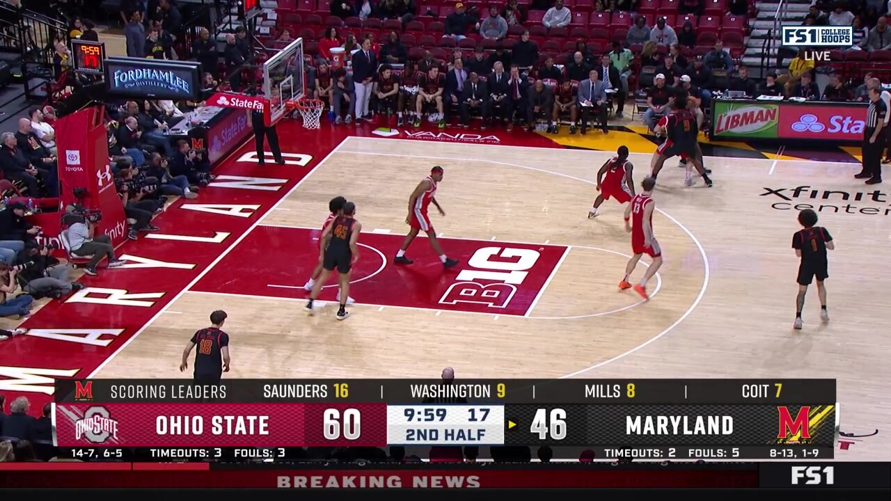 Amare Bynum gets an easy layup off the assist