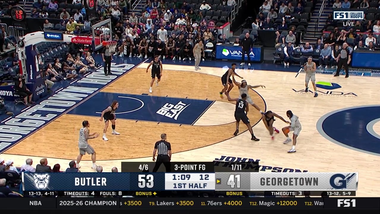 Jayden Fort makes a two-point layup for Georgetown