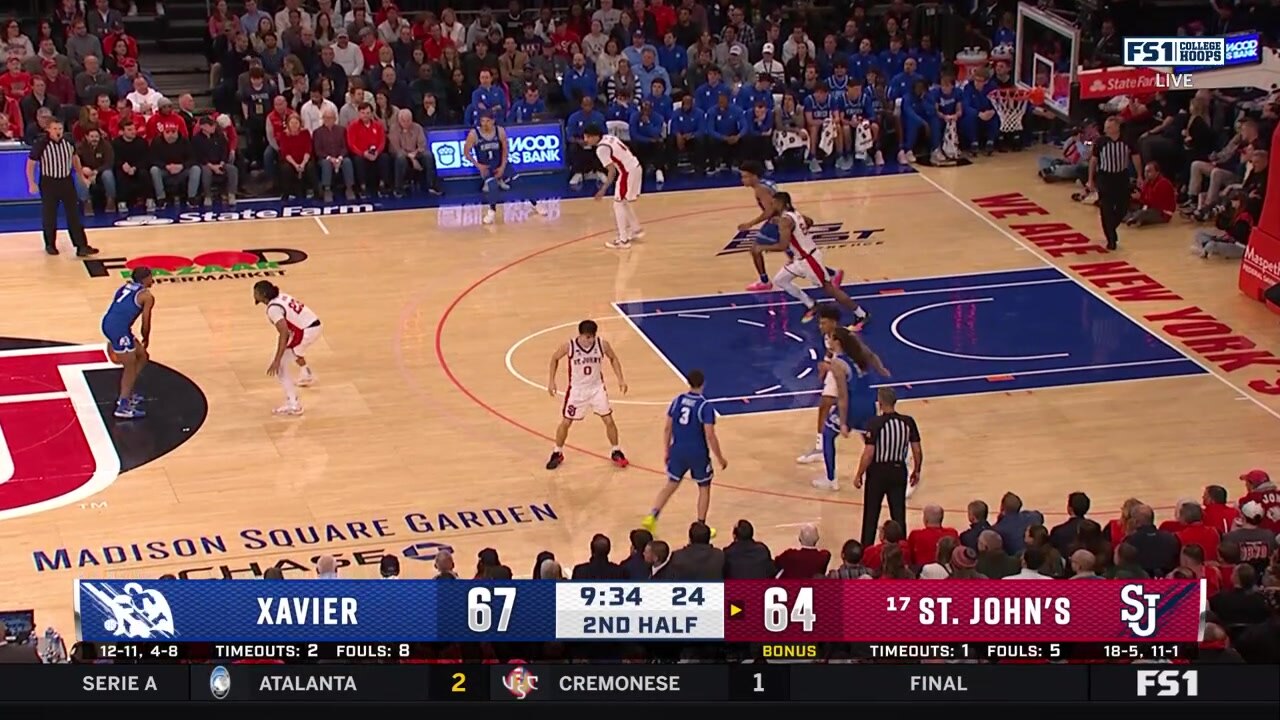 Anthony Robinson throws down an impressive dunk for Xavier