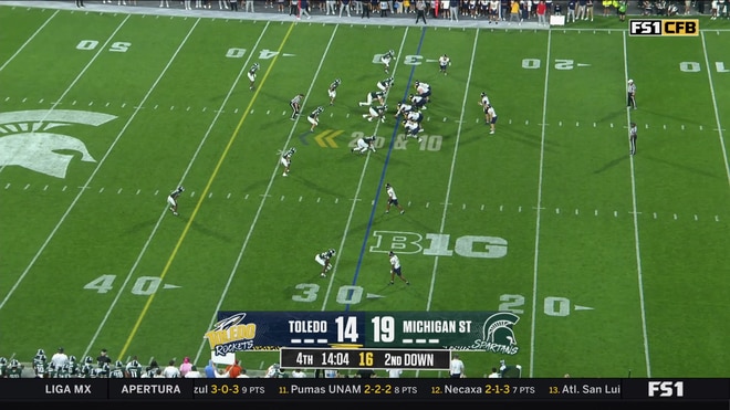 Connor Walendzak breaks loose for a 71-yard touchdown run