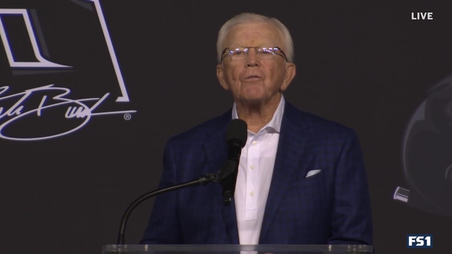 Joe Gibbs reflects on the early years of coaching Kyle Busch