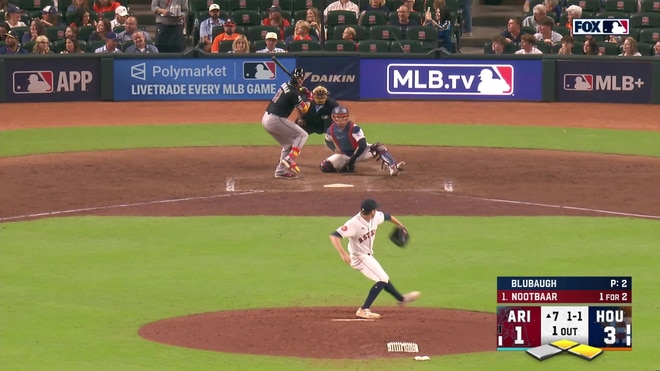 Lars Nootbaar rips an RBI double to right field