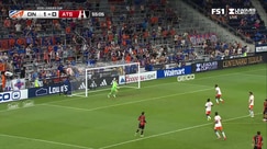 Atlas puts pressure on Cincinnati with a dangerous shot on target