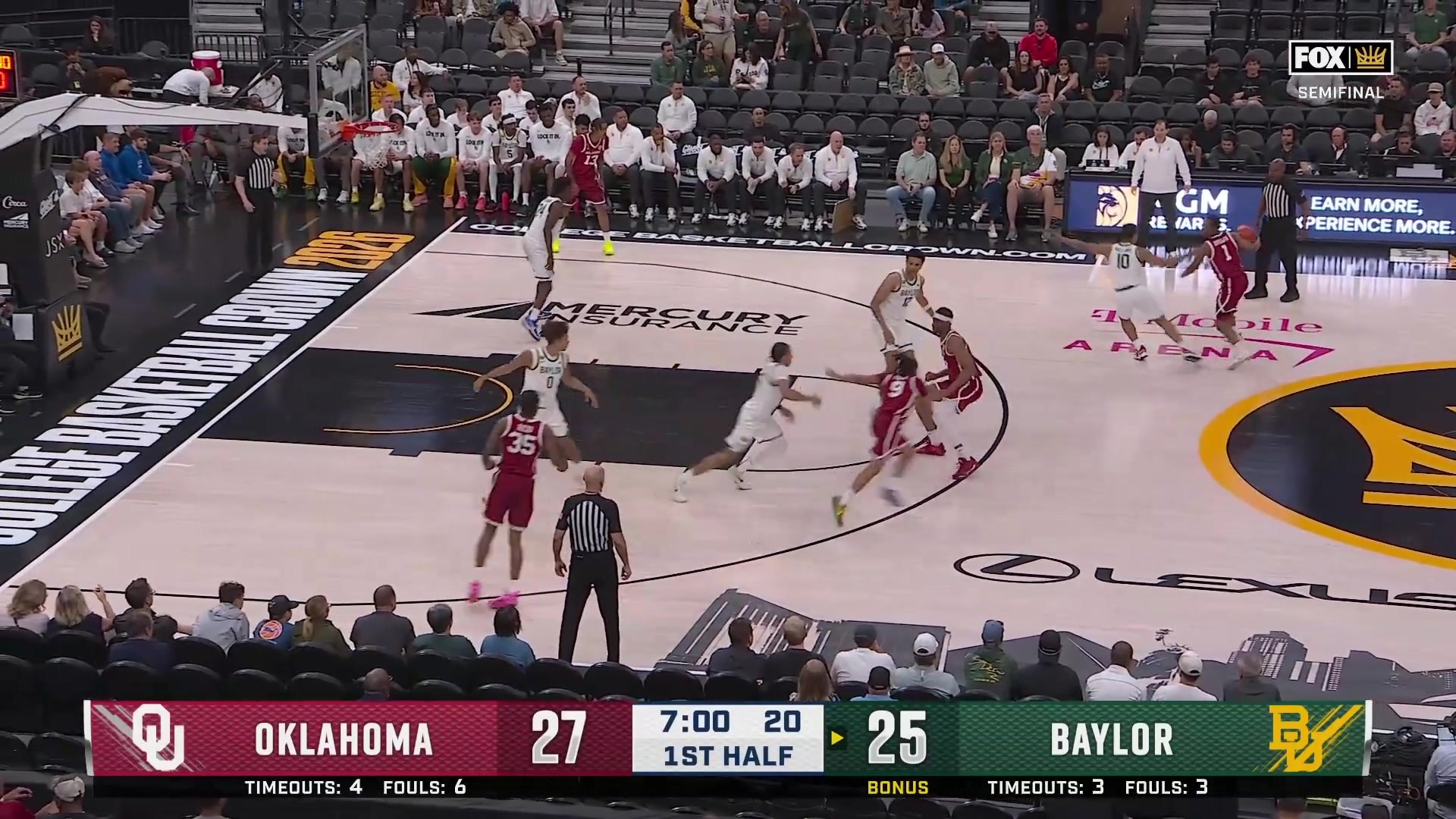 Mohamed Wague makes two-point dunk