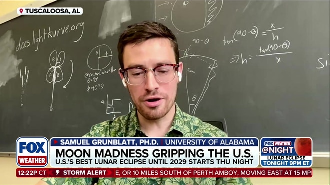 Dr. Samuel Grundblatt explains why the moon turns crimson
