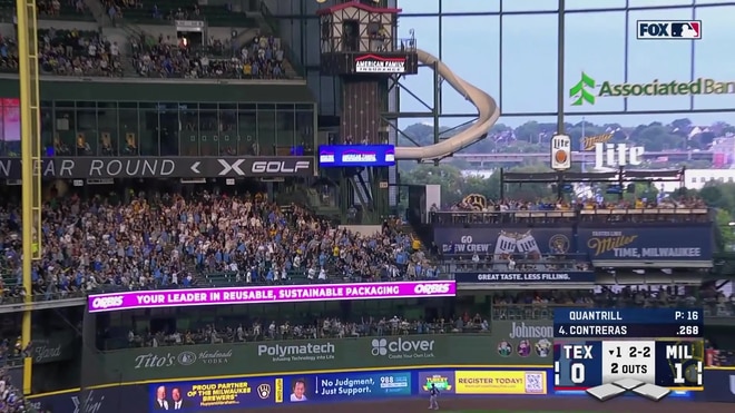 William Contreras hits a solo home run to left