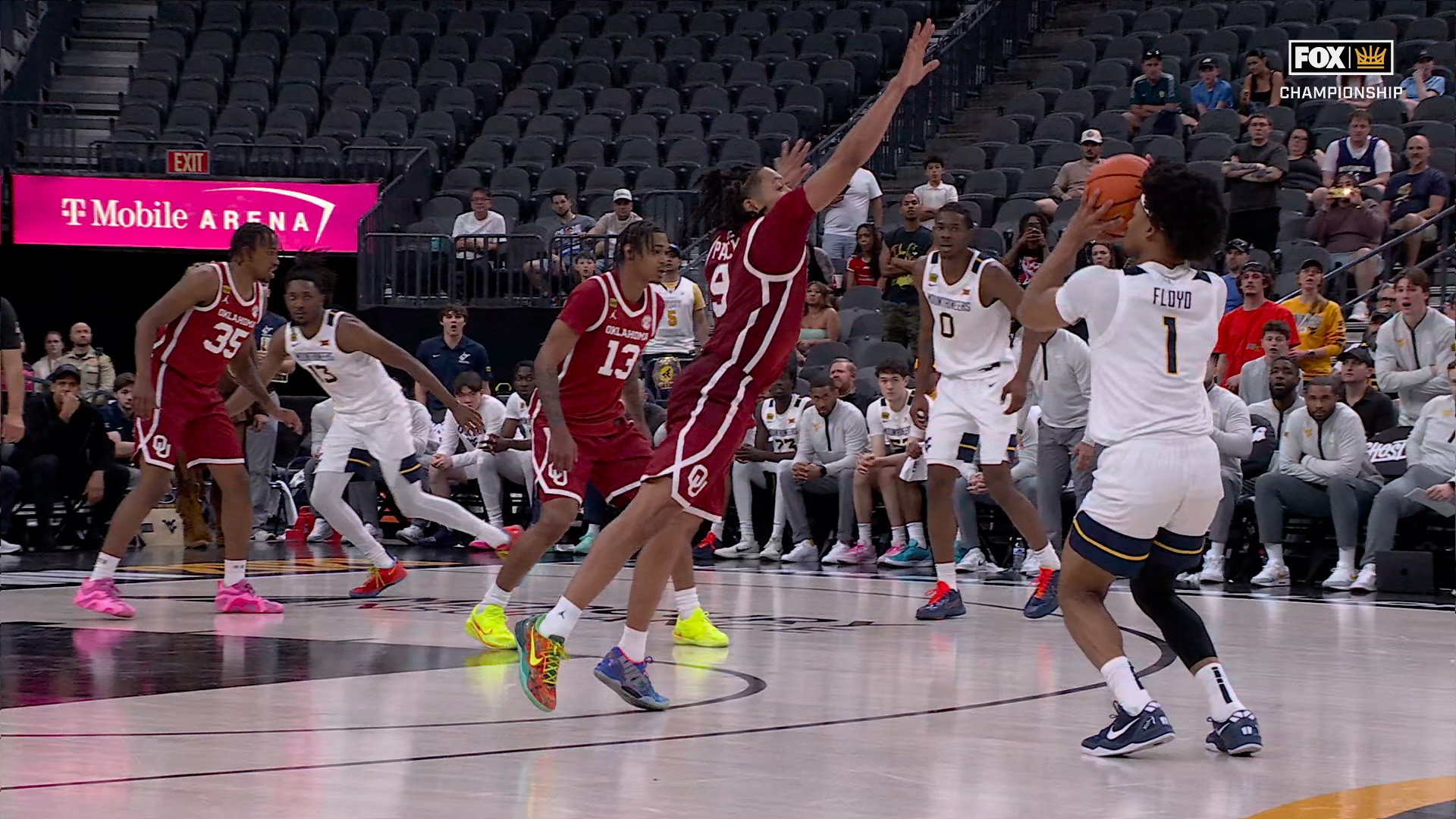 Jasper Floyd hits step back three, sealing West Virginia College Basketball Crown Championship win over Oklahoma