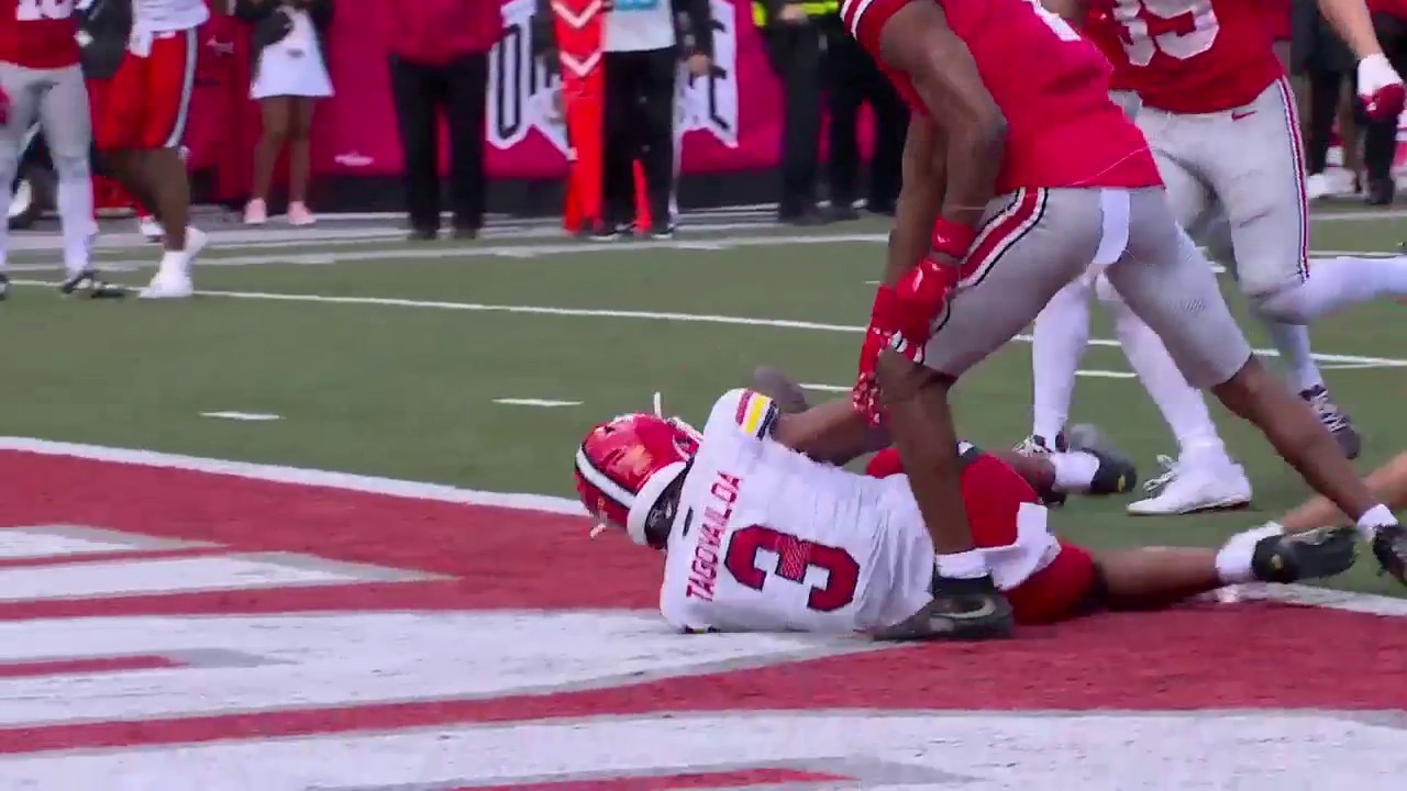 Maryland’s Taulia Tagovailoa QB keeps for a 9-yd rushing TD to pull ahead of Ohio State