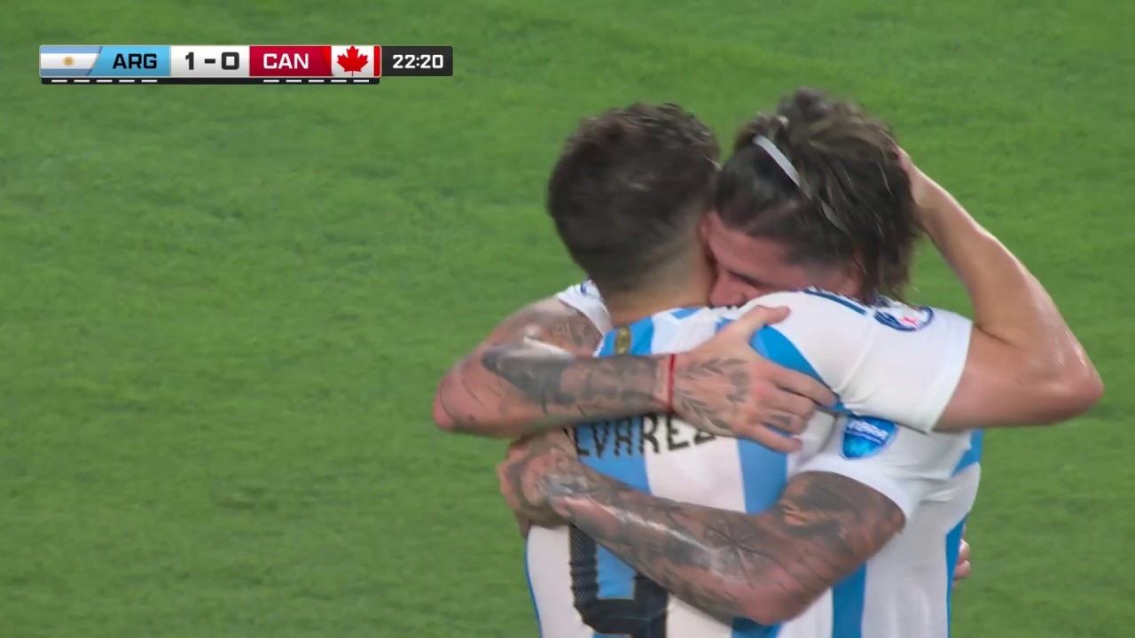 Argentina's Julian Alvarez finds the net in 22' to take a 1-0 lead over Canada | 2024 Copa América