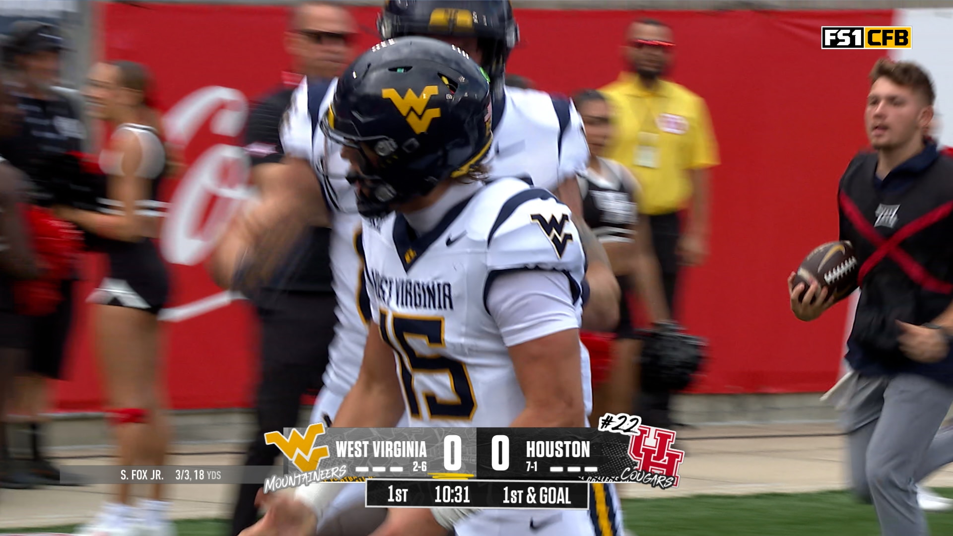 Scotty Fox Jr. punches in 6-yard TD, giving West Virginia the lead over Houston