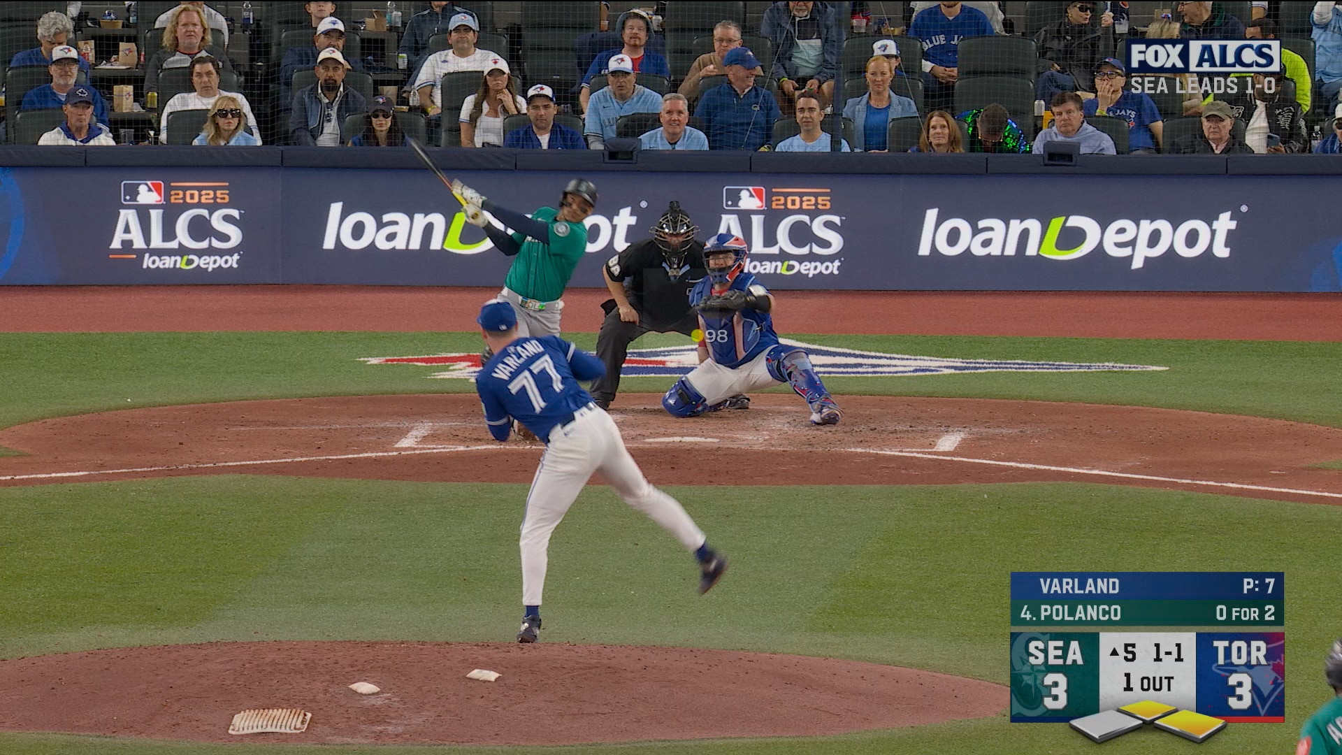 Mariners' Jorge Polanco smashes three-run home run to retake lead over Blue Jays