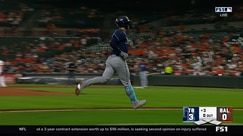 Brandon Lowe crushes a solo home run to extend Rays' lead over Orioles