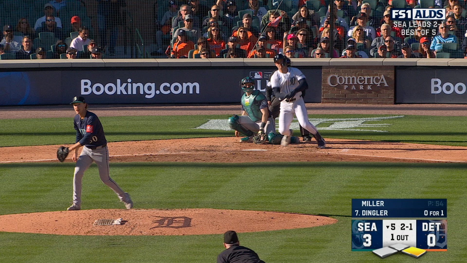 Tigers' rally with three runs in 5th inning to tie Mariners in ALDS