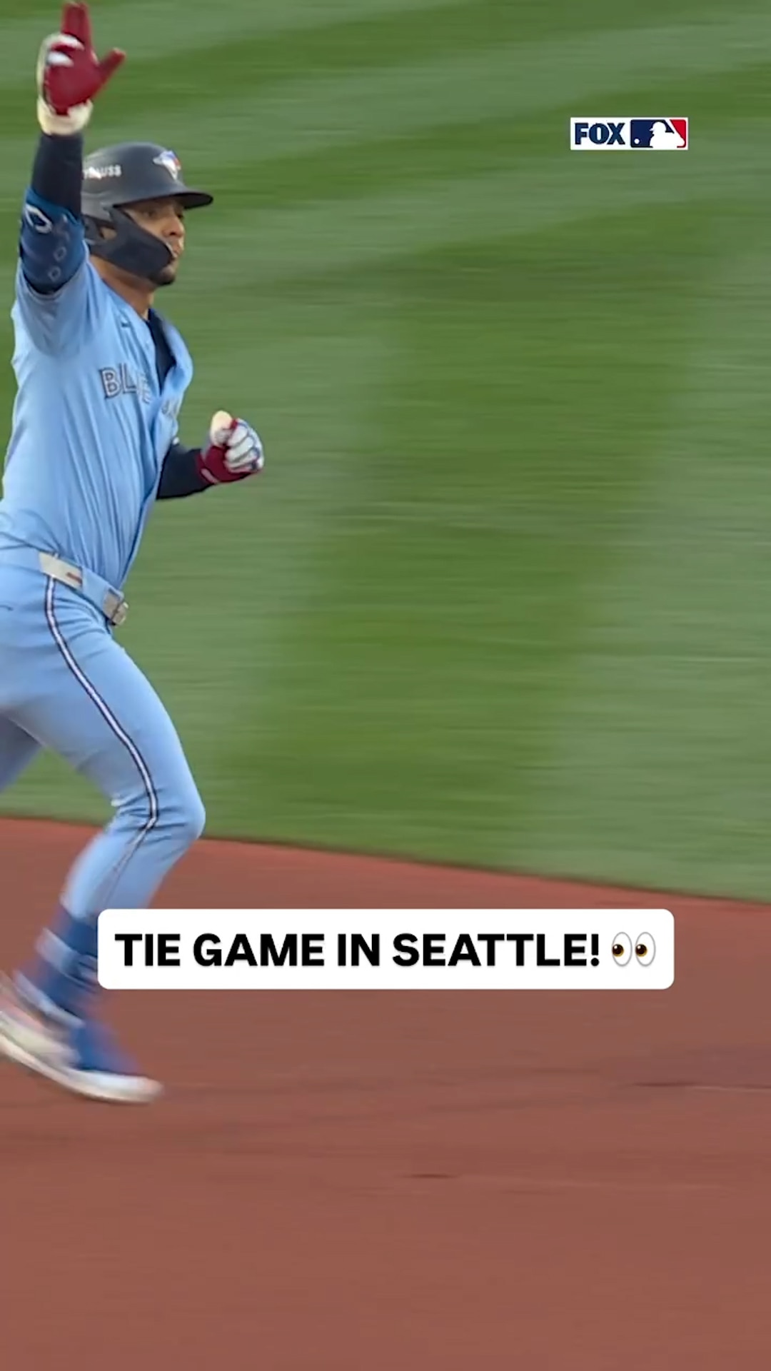 Andrés Giménez hits a 2-run HR, bringing Blue Jays level against Seattle