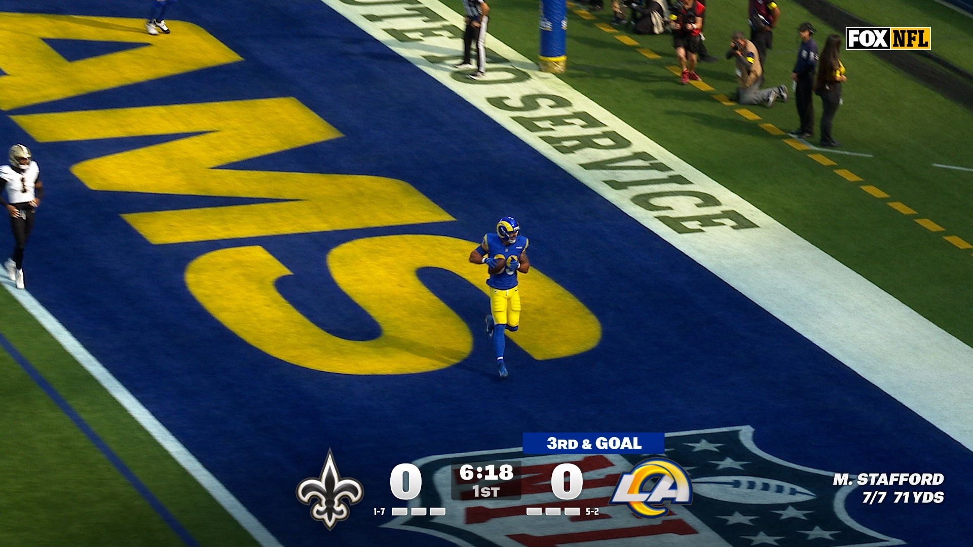 Matthew Stafford connects with Tyler Higbee for a touchdown to give Rams lead over Saints | NFL Highlights