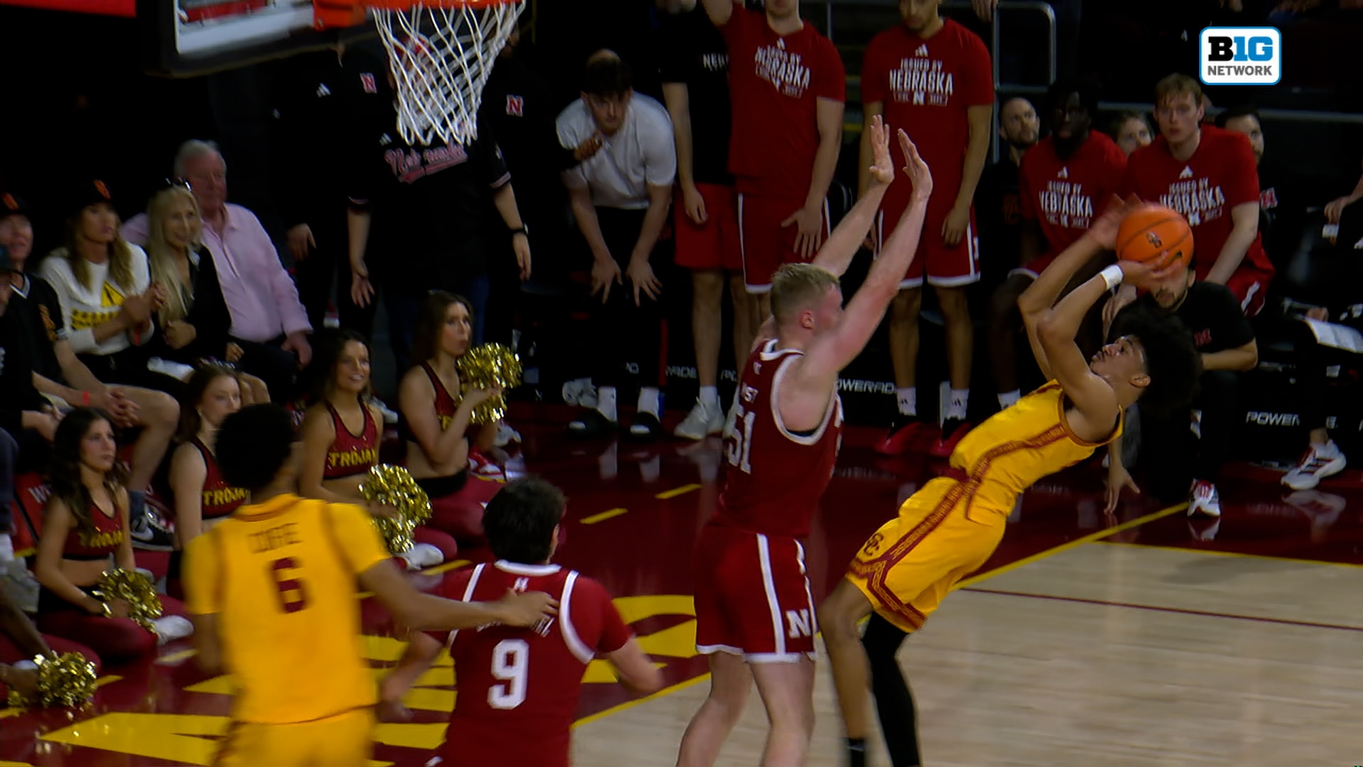 USC’s Chad Baker-Mazara finishes falling-away layup vs. Nebraska