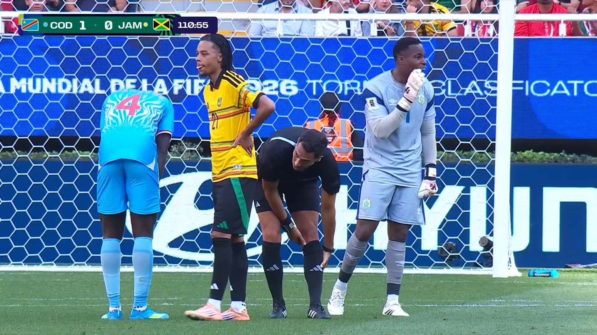 Match Official suffers injury in Democratic Republic of the Congo vs. Jamaica