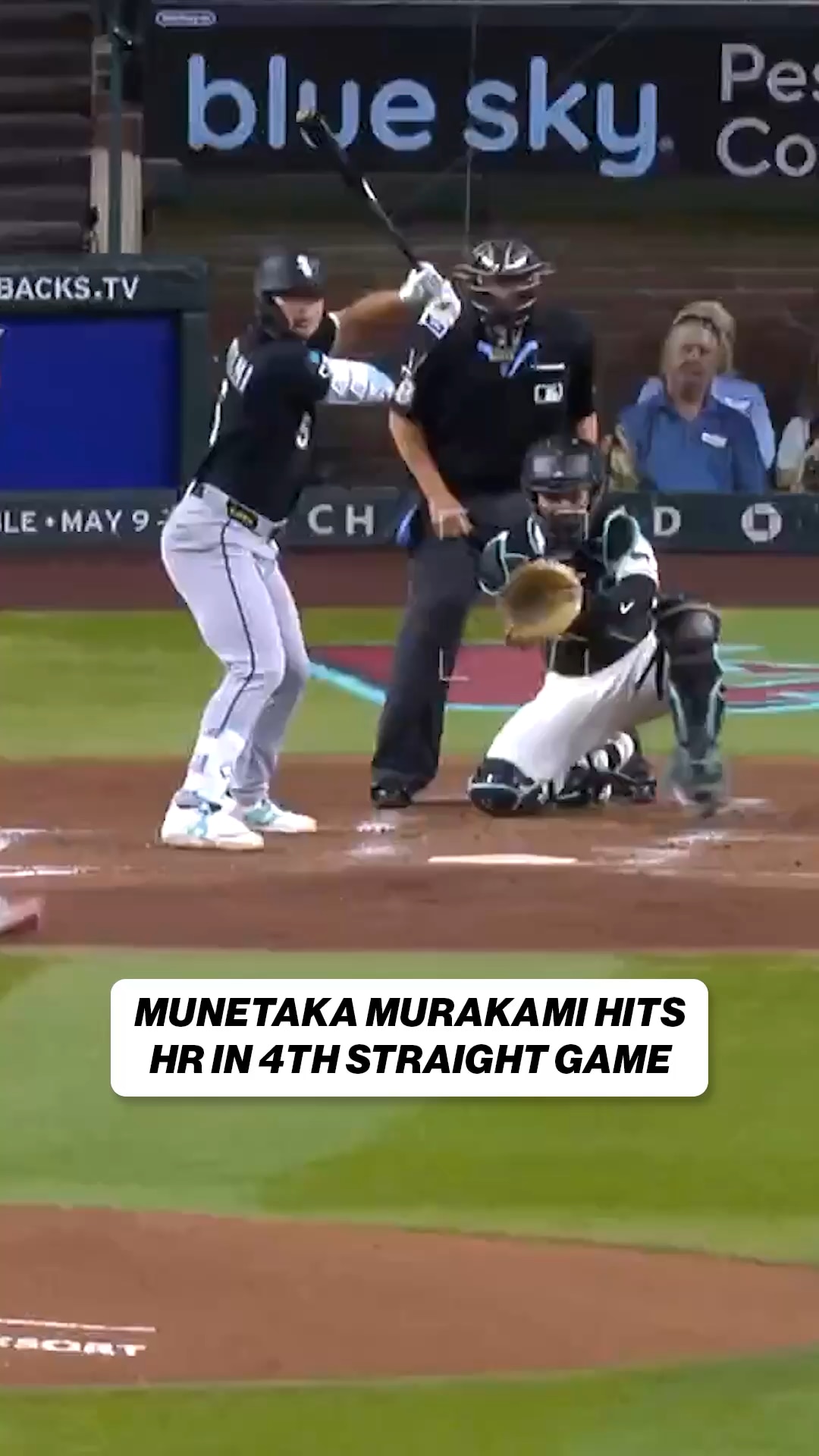 Murakami goes YARD AGAIN 💪