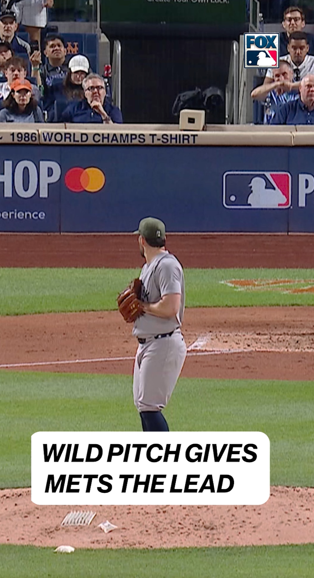 Yankees' Carlos Rodón throws WILD PITCH & ERROR To Give METS The Lead 🤯