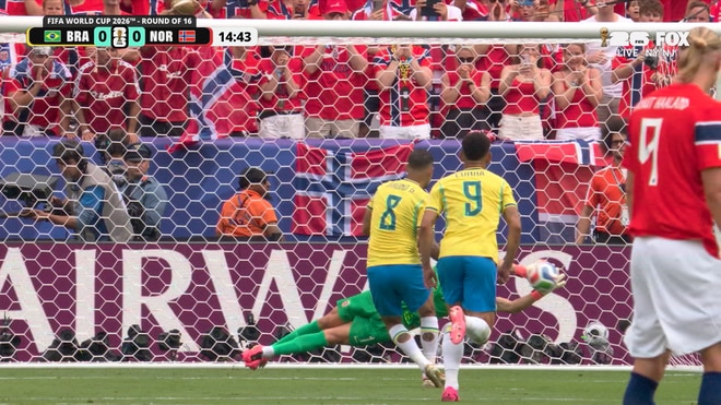 Norway’s Ørjan Nyland stops penalty kick from Bruno Guimarães to keep score level vs Brazil | 2026 FIFA World Cup™