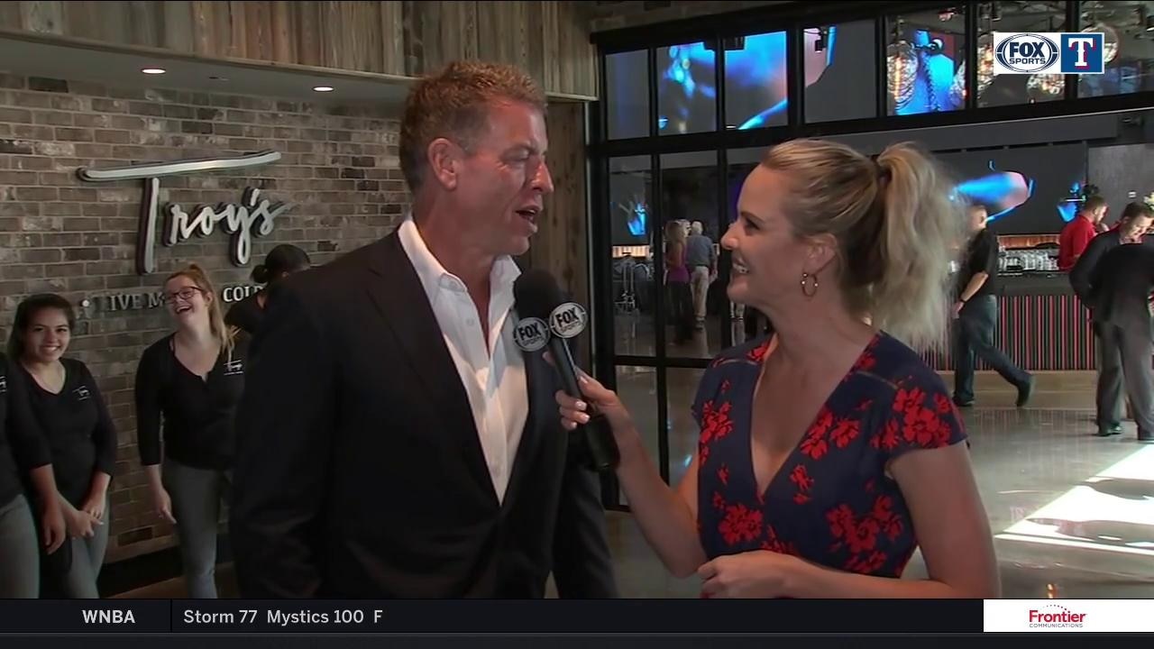 Troy Aikman premiers his new restaurant at Texas Live!