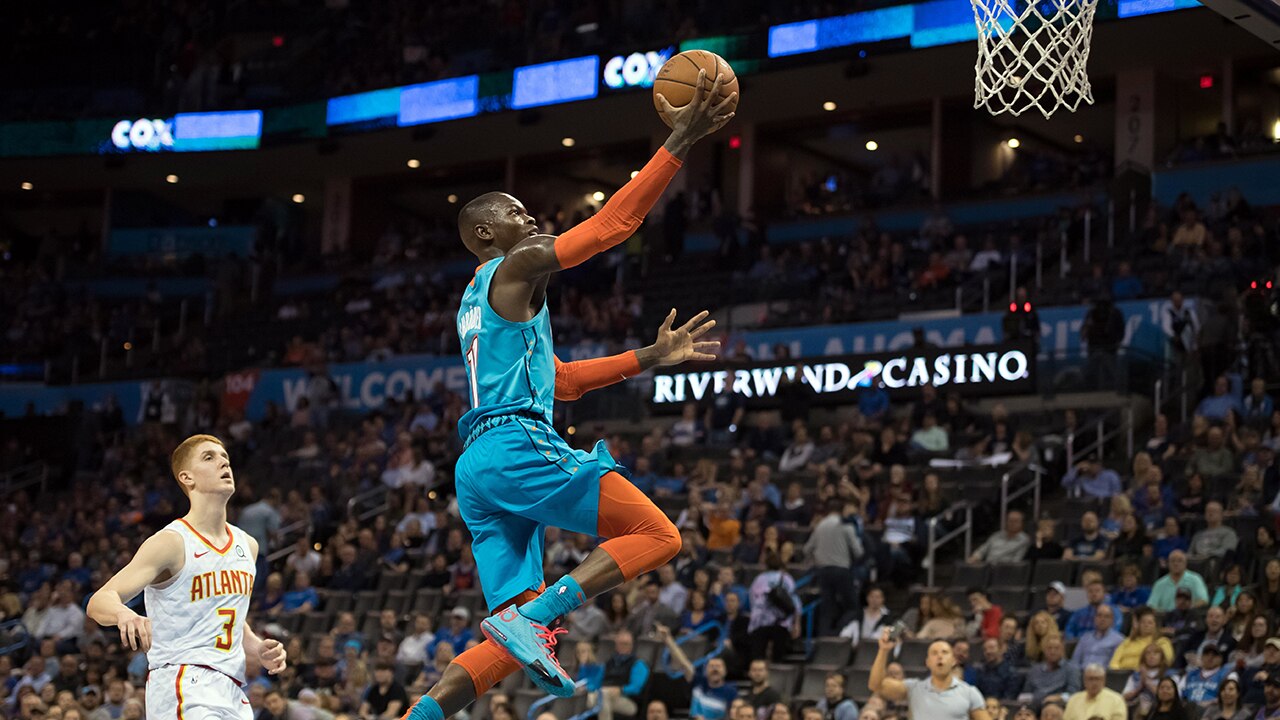 Second-quarter woes doom Hawks against Thunder