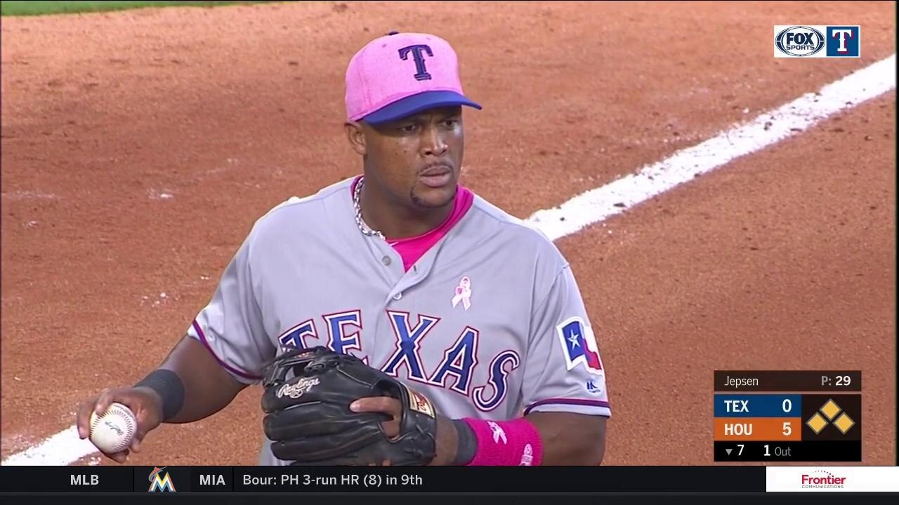 Beltre goes down with Hamstring Injury | Rangers Live